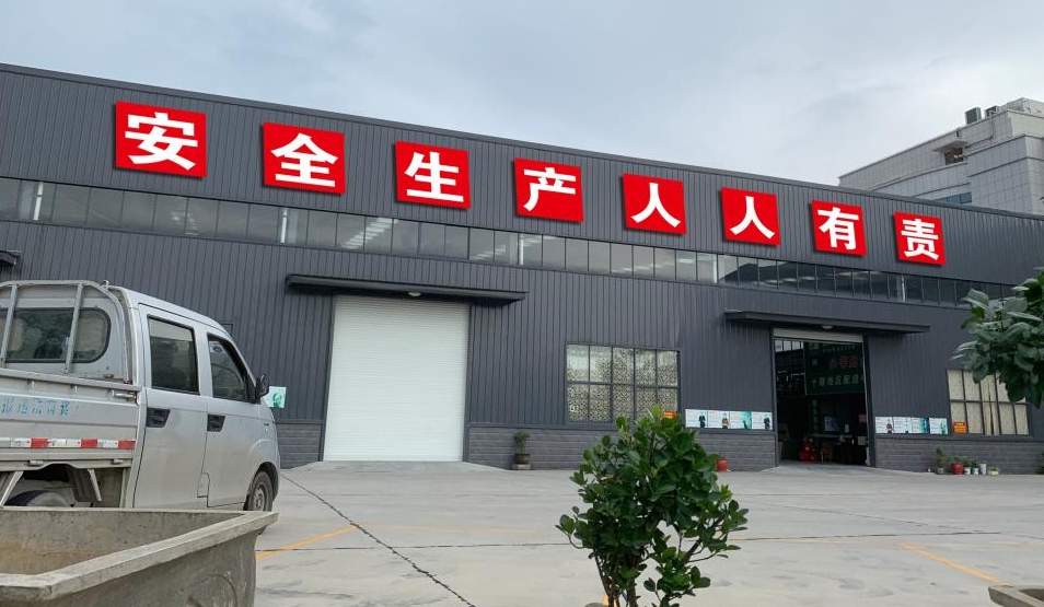 海南磁致伸縮液位計(jì)：乙烯儲(chǔ)罐液位監(jiān)測(cè)的安全衛(wèi)士